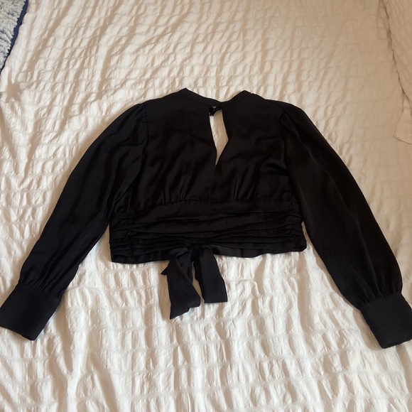 Size small Dynamite black blouse - Picture 2 of 4